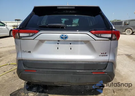 2022 Toyota Rav4 Xle из США, поврежденный, VIN 4T3RWRFVXNU074865